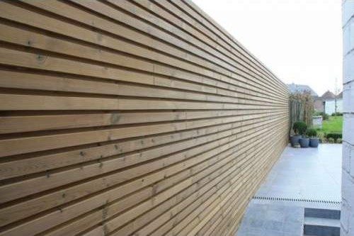 Thermowood geschaafd triple profiel als schutting